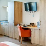 Waldesblick, Hotel-restaurant Otel 4*