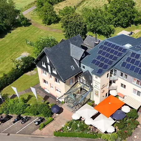 Otel Waldesblick, Hotel-restaurant 4*