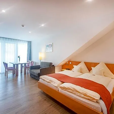 Hotel Waldesblick, Hotel-restaurant 4*