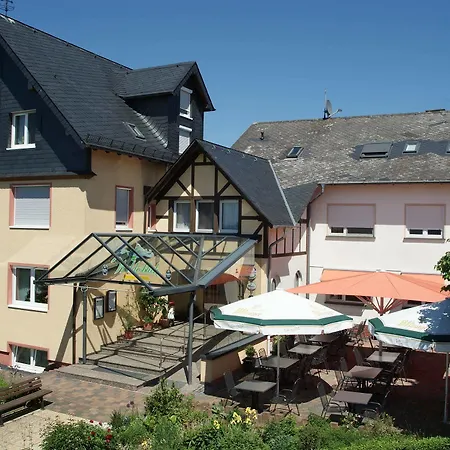 Hotel Waldesblick 4*