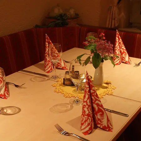 Hotel Waldesblick, Hotel-restaurant 4*