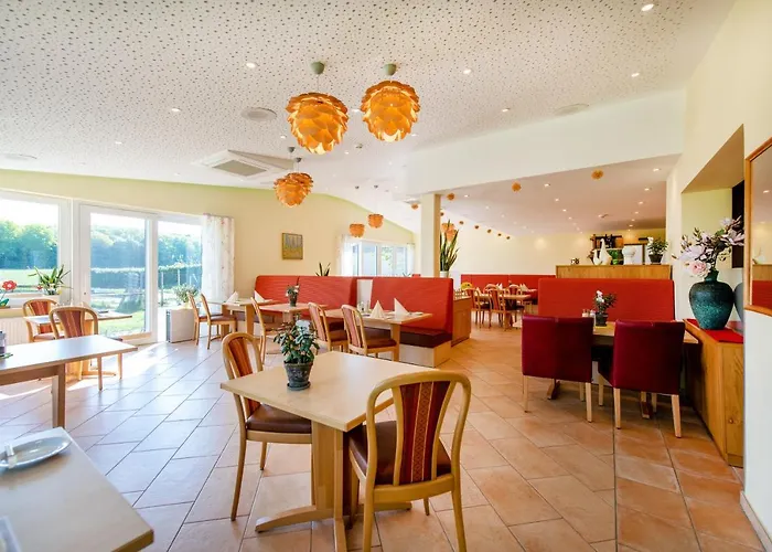 Waldesblick, Hotel-restaurant Hotel 4*