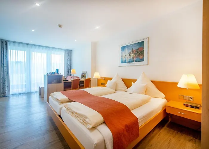 Waldesblick, Hotel-restaurant Otel 4*